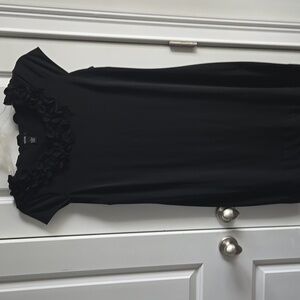 Alfani Dress Women's Size L Black Sheath Floral Ruffled Neckline Cap Sleeve